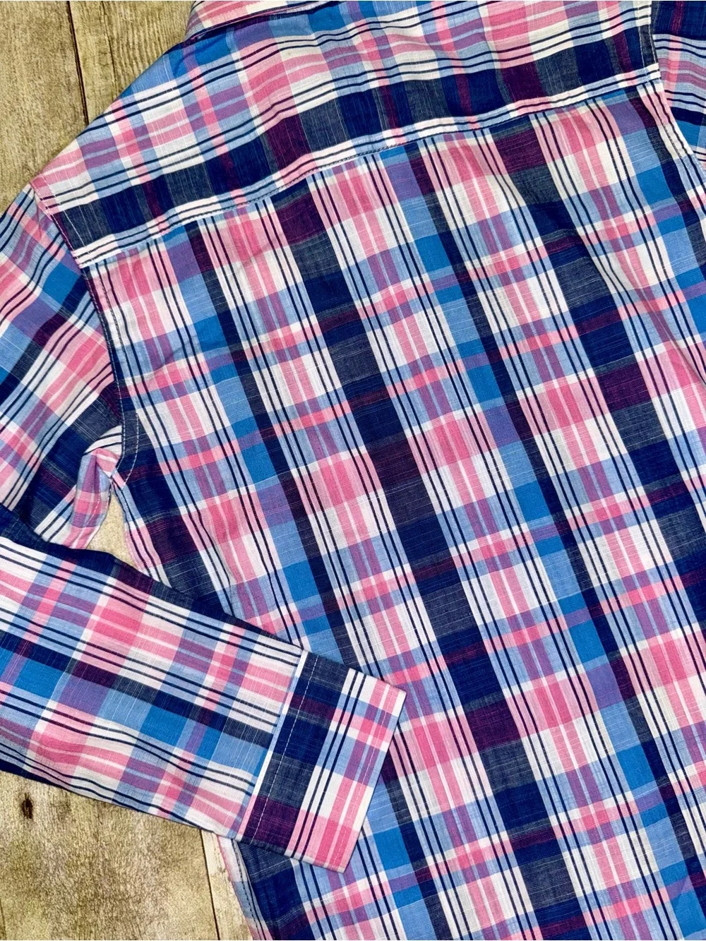 Izod Blue & Pink Plaid Long-Sleeve Button-Down Shirt